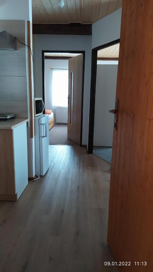 Apartman Pod Zalym Benecko Extérieur photo