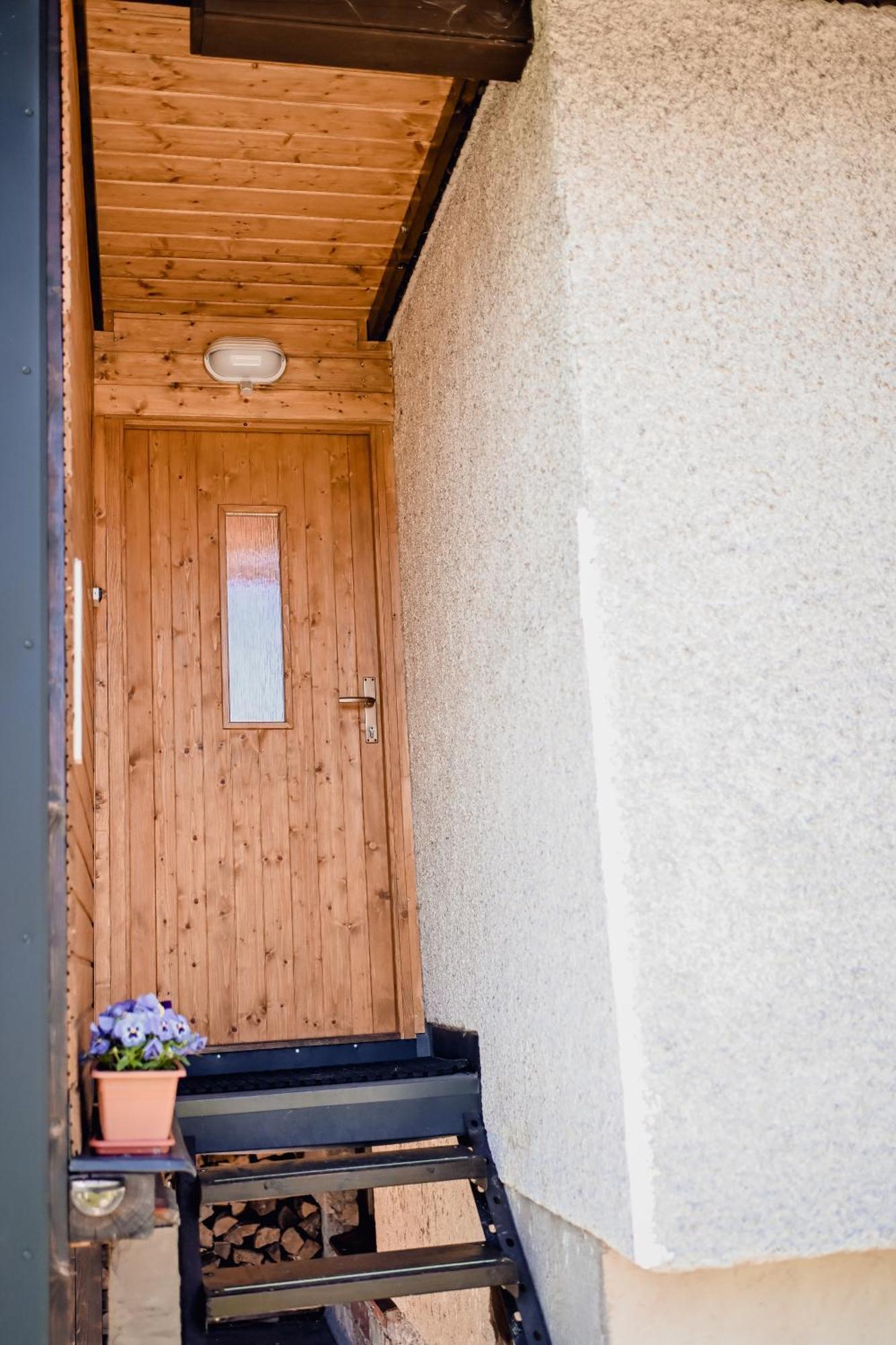 Apartman Pod Zalym Benecko Extérieur photo